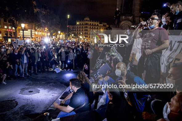 Workers and relatives of NISSAN and the multinational's subsidiary companies are protesting in the streets of Barcelona against the closure...