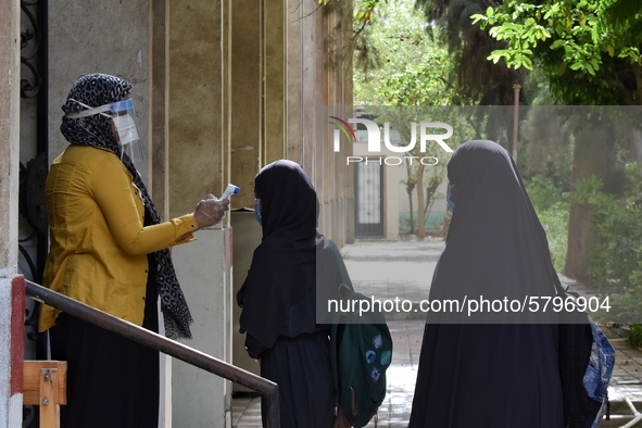 The start of the high school and Al-Azhar high school final exams, amid severe precautionary measures, sterilization, and temperature measur...