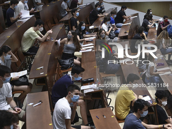 Students  enter to take the exams of the Evaluation of Access to University (EVAU) in Complutense University on July 06, 2020 in  Madrid, Sp...