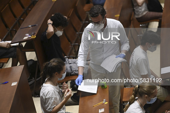 Students  enter to take the exams of the Evaluation of Access to University (EVAU) in Complutense University on July 06, 2020 in  Madrid, Sp...