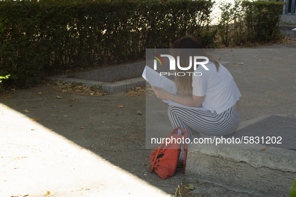 Students  enter to take the exams of the Evaluation of Access to University (EVAU) in Complutense University on July 06, 2020 in  Madrid, Sp...