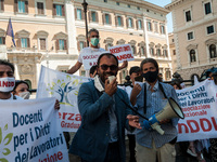 The former Minister of Education, University and Research Lorenzo Fioramonti, during  the Flash Mob of precarious teachers 'I exist' The Nat...