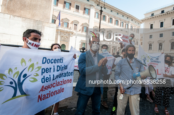 The former Minister of Education, University and Research Lorenzo Fioramonti, during  the Flash Mob of precarious teachers 'I exist' The Nat...