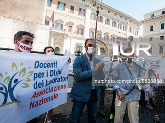 The former Minister of Education, University and Research Lorenzo Fioramonti, during  the Flash Mob of precarious teachers 'I exist' The Nat...