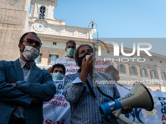 The former Minister of Education, University and Research Lorenzo Fioramonti, during  the Flash Mob of precarious teachers 'I exist' The Nat...