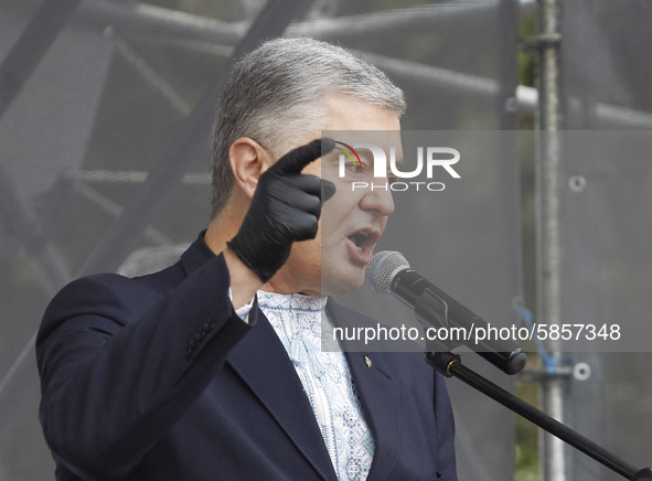 Former Ukrainian President and the leader of 'European Solidarity' party Petro Poroshenko speaks during a rally in support Ukrainian languag...