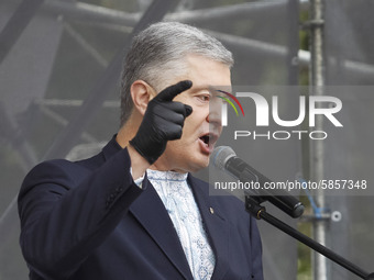 Former Ukrainian President and the leader of 'European Solidarity' party Petro Poroshenko speaks during a rally in support Ukrainian languag...