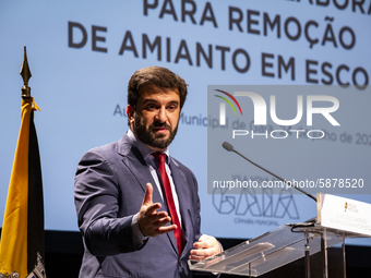 Minister of Education Tiago Brandao Rodrigues at a session, at the Autidorio Municipal de Gaia, of agreements to remove asbestos in schools...