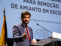 Minister of Education Tiago Brandao Rodrigues at a session, at the Autidorio Municipal de Gaia, of agreements to remove asbestos in schools...