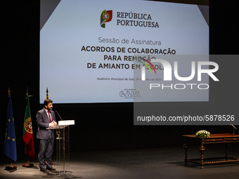 Minister of Education Tiago Brandao Rodrigues at a session, at the Autidorio Municipal de Gaia, of agreements to remove asbestos in schools...