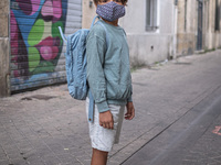  A children go back to school with a mask in Bordeaux, France on September 1st 2020.  Due to the coronavirus epidemic (Covid-19), wearing a...