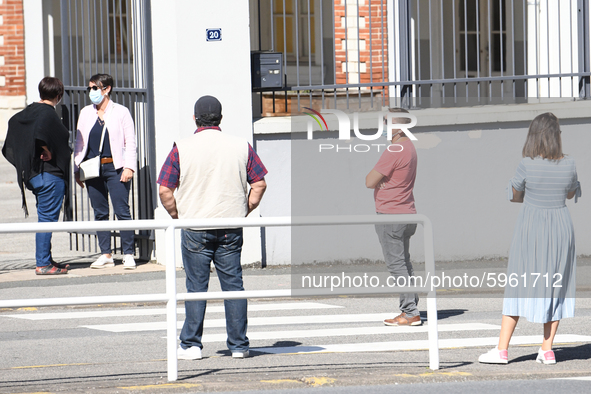 Students leaving college on the first day of school on September 1, 2020 in Chateaubriant, in western France. Due to the coronavirus epidemi...