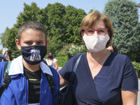 Throughout Italy, the crisis due to Covid 19 has forced schools to delay their opening, until today. This morning the G. Negri Elementary Sc...