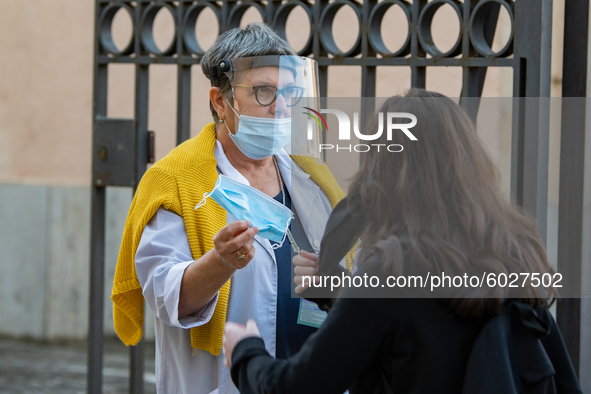 Students of the Liceo Scientfico of Rieti, Italy on 24 September 2020 at the entrance. Reopening for schools that have postponed the start o...