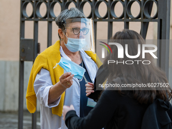 Students of the Liceo Scientfico of Rieti, Italy on 24 September 2020 at the entrance. Reopening for schools that have postponed the start o...