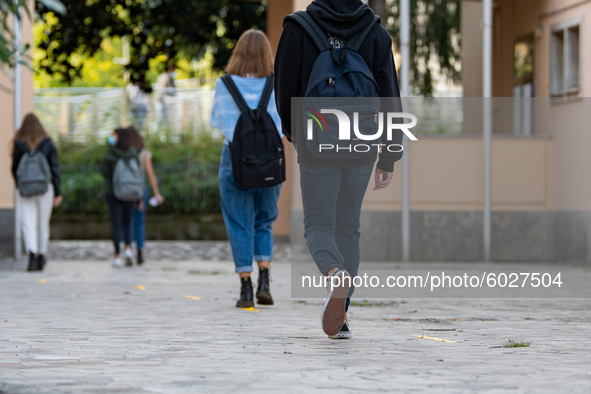 Students of the Liceo Scientfico of Rieti, Italy on 24 September 2020 at the entrance. Reopening for schools that have postponed the start o...