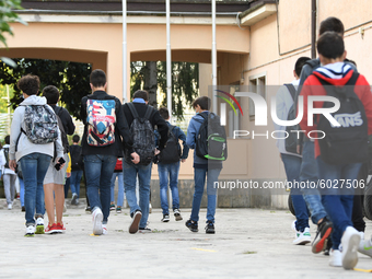 Students of the Liceo Scientfico of Rieti, Italy on 24 September 2020 at the entrance. Reopening for schools that have postponed the start o...