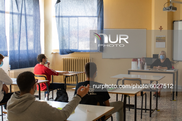 Classrooms with the desks at a safe distance of the institute of surveyors in Rieti, Italy on 24 September 2020. Reopening for schools that...