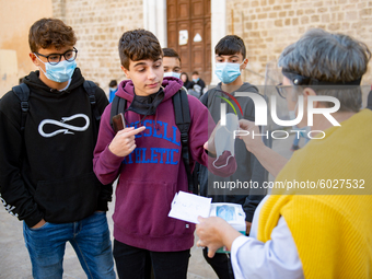 Students of the Liceo Scientfico of Rieti, Italy on 24 September 2020 at the entrance. Reopening for schools that have postponed the start o...