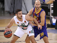 Ioannis Papapetrou and Nick Calathes during the match between FC Barcelona and Panathinaikos BC, corresponding to the week 4 of the Euroleag...