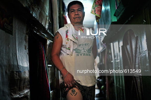 Go to http://nurphoto.com/reportages/ to see more - BATANG CEBU / Danilo who has been in prison for 13 years because of child abuse and rape...