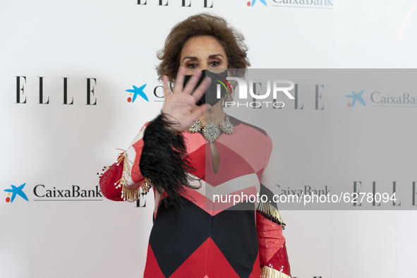 Nati Abascal attends 'Elle 75th Anniversary' photocall at Centro Centro on December 15, 2020 in Madrid, Spain.  