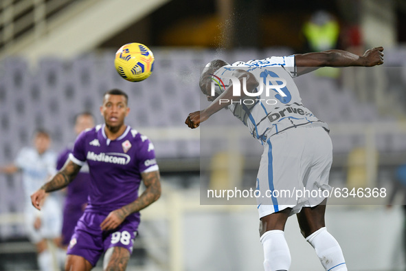 Romelu Lukaku of FC Internazionale scores second goal during the Coppa Italia match between ACF Fiorentina and FC Internazionale at Stadio A...