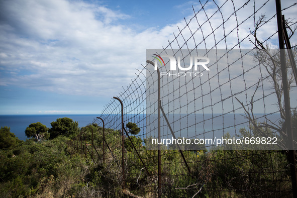 Border Italy / France at the "trail of death",  on June 24, 2015. The situation of migrants camped in Ventimiglia has not changed except for...