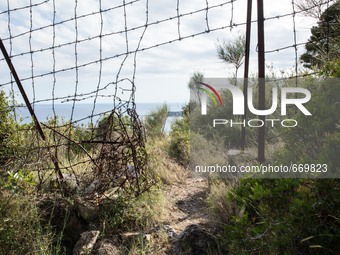 Border Italy / France at the "trail of death",  on June 24, 2015. The situation of migrants camped in Ventimiglia has not changed except for...