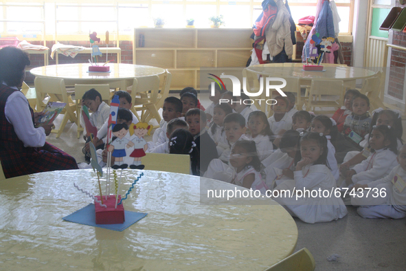 Students from a preschool, in Mexico receive classes during the back-to-school period to continue their studies in Mexico City, Mexico , on...