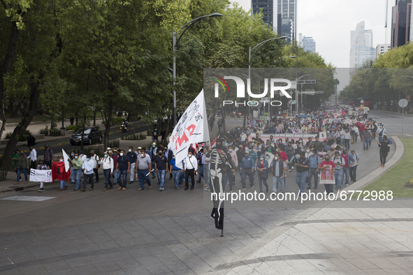 Members of the National Coordinator of Education Workers (CENTE by its acronym in Spanish) from various states of the country, marched in Me...