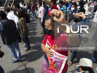 Members of the National Coordinator of Education Workers (CENTE by its acronym in Spanish) from various states of the country, marched in Me...