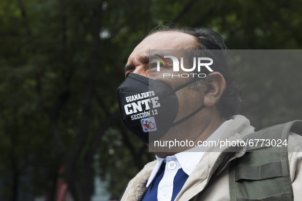 Members of the National Coordinator of Education Workers (CENTE by its acronym in Spanish) from various states of the country, marched in Me...