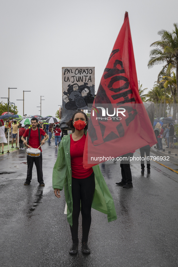 Teacher, Students and Workers of the UPR (University of Puerto Rico) protest against a budget cut of $94 million imposed by the Fiscal Contr...