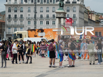 On June 19th took place the annual Pride Parade in Clermont-Ferrand, France, under a stifling heat. The event gathered tons of people. The c...