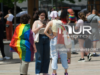 On June 19th took place the annual Pride Parade in Clermont-Ferrand, France, under a stifling heat. The event gathered tons of people. The c...