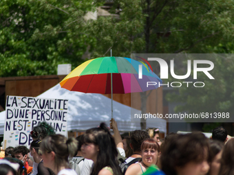 On June 19th took place the annual Pride Parade in Clermont-Ferrand, France, under a stifling heat. The event gathered tons of people. The c...