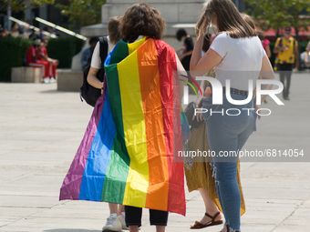 On June 19th took place the annual Pride Parade in Clermont-Ferrand, France, under a stifling heat. The event gathered tons of people. The c...