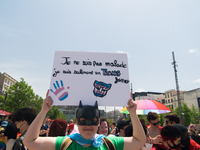 On June 19th took place the annual Pride Parade in Clermont-Ferrand, France, under a stifling heat. The event gathered tons of people. The c...