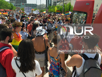 On June 19th took place the annual Pride Parade in Clermont-Ferrand, France, under a stifling heat. The event gathered tons of people. The c...