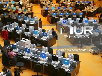 Students working on computers in a college computer lab in Ontario, Canada, on January 12, 2008. (