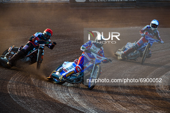  Jake Knight  (White) leads Jack Smith  (Red) and Harry McGurk  (Blue) during the National Development League match between Belle Vue Colts...