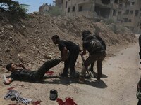  The bombing of regime forces targeted a group of army free and sign a six injuries and other insurgents are trying their ministry  (Photo b...