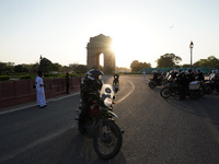 Naval officers receive the motorcycle expedition team of Indian Navy as part of ‘Swarnim Vijay Abhiyan’  at India Gate in New Delhi, India o...