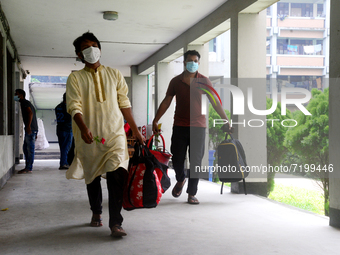 Students arrive at Dhaka University as reopen their residential halls after 18 months due to coronavirus emergency in Dhaka, Bangladesh, on...