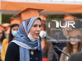 The new graduates of the autumn session paraded at the Foro Italico in Palermo. The graduation ceremony ended with the traditional Throwing...