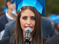 The new graduates of the autumn session paraded at the Foro Italico in Palermo. The graduation ceremony ended with the traditional Throwing...