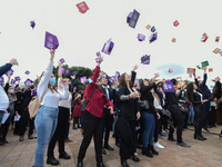 The new graduates of the autumn session paraded at the Foro Italico in Palermo. The graduation ceremony ended with the traditional Throwing...