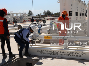 Employees working in the construction of the new "Felipe Ángeles" International Airport, are seen during a press tour in the facilities of t...