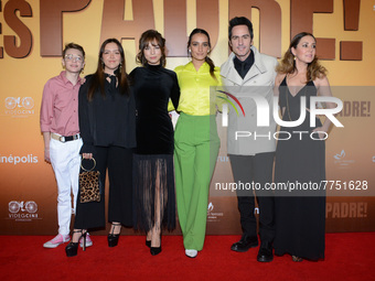 (L-R) Renata Ybarra, Fiona Palomo, Paly Duval, Mauricio Ochmann,  pose for photos during the red carpet of ‘Que Despadre’ film premiere at C...